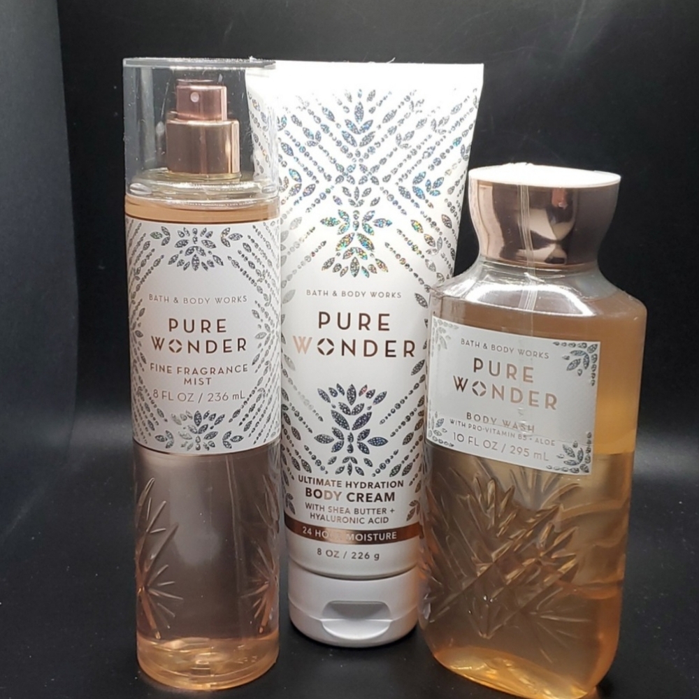 3pc Pure Wonder  Shower Gel & Ultimate Hydration Body Cream